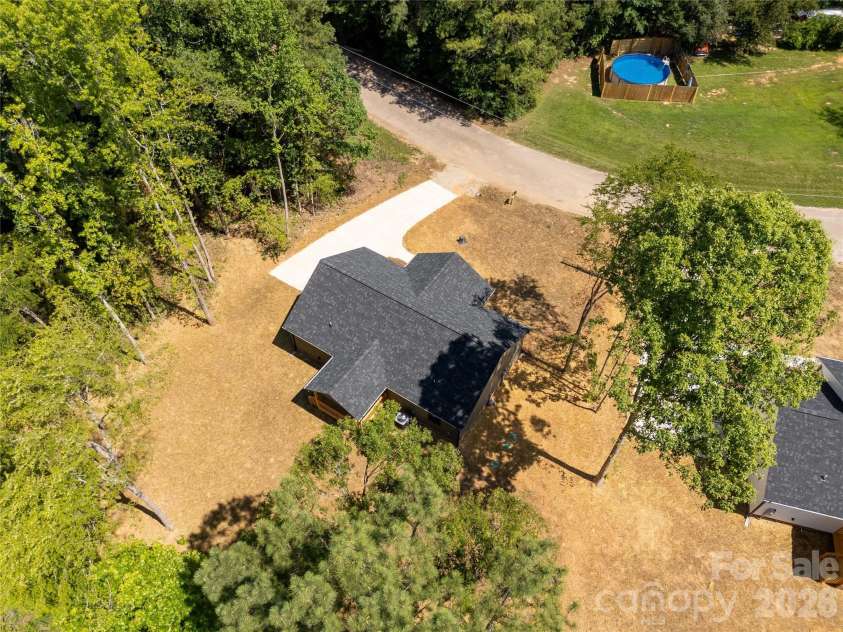 1433 Mack Drive, McConnells, SC 29726.  MLS# CAR4394617, YatesRealty ID 32163. 
