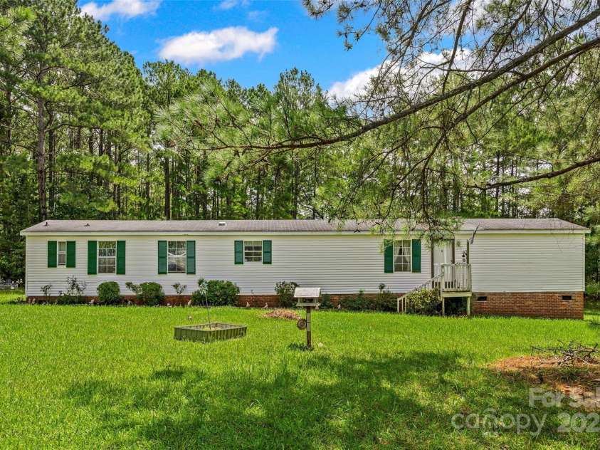 1106 Sierra Road, York, SC 29745.  MLS# CAR4291910, YatesRealty ID 32164. 