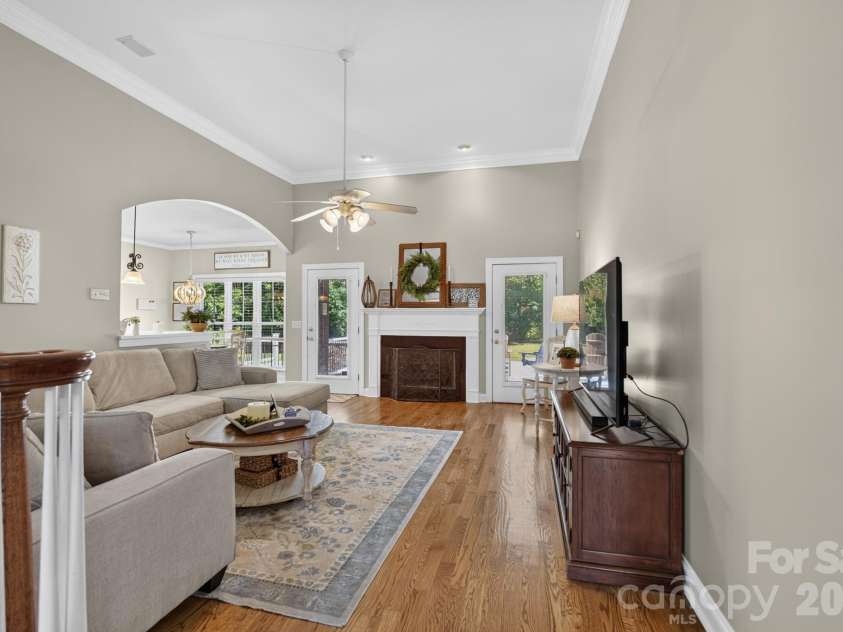 932 Gristmill Drive, Rock Hill, SC 29732.  MLS# CAR4393110, YatesRealty ID 32164. Family Room