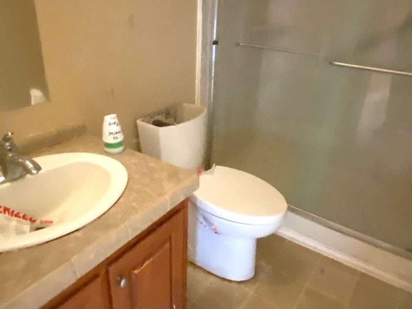 39 Henry White Lane, Leicester, NC 28748.  MLS# CAR4393220, YatesRealty ID 32165. 