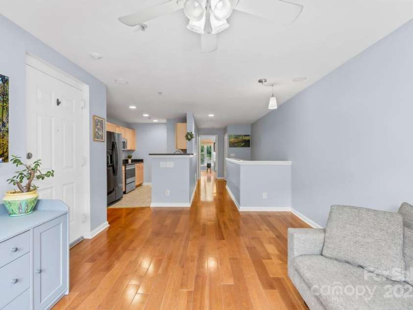 529 Donatello Avenue, Charlotte, NC 28205.  MLS# CAR4289886, YatesRealty ID 32165. 