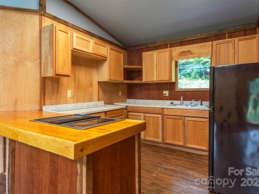 30 Wildcat Mountain Road, Old Fort, NC 28762.  MLS# CAR4292575, YatesRealty ID 32166. 