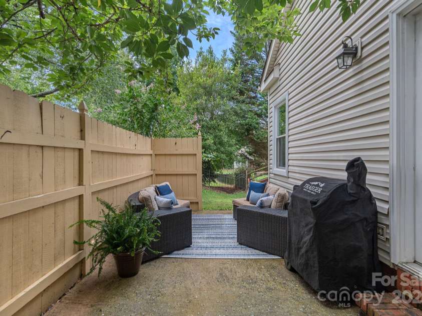 145 Ashford Hollow Lane, Mooresville, NC 28117.  MLS# CAR4289926, YatesRealty ID 32167. Patio