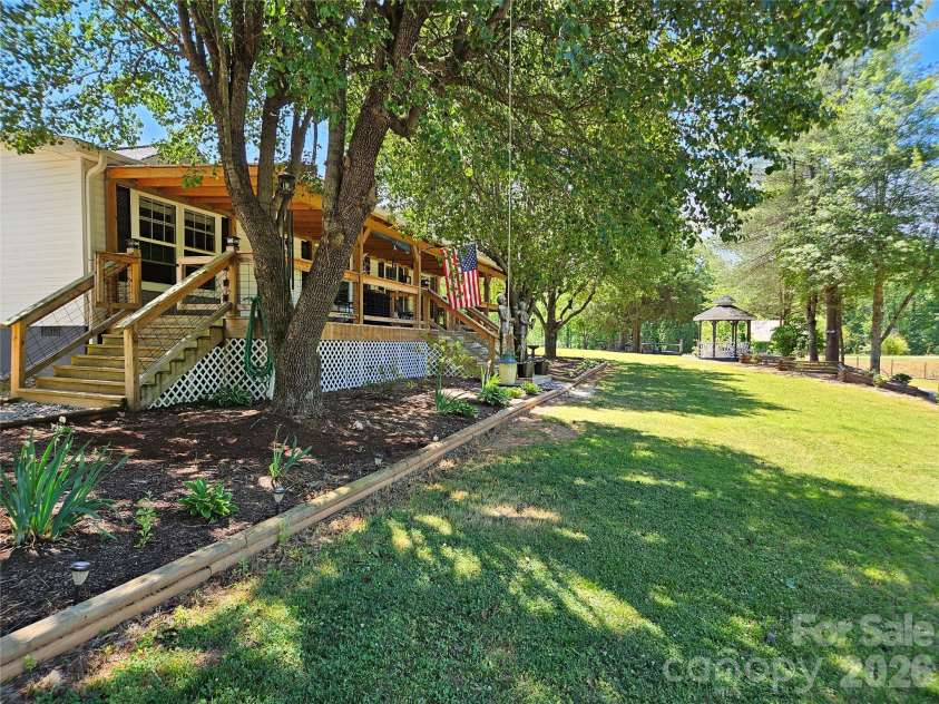 3520 Pea Ridge Road, Morganton, NC 28655.  MLS# CAR4384632, YatesRealty ID 32167. 