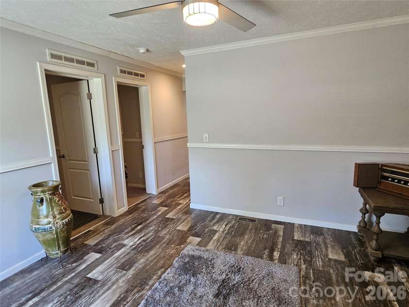 3520 Pea Ridge Road, Morganton, NC 28655.  MLS# CAR4384632, YatesRealty ID 32167. 