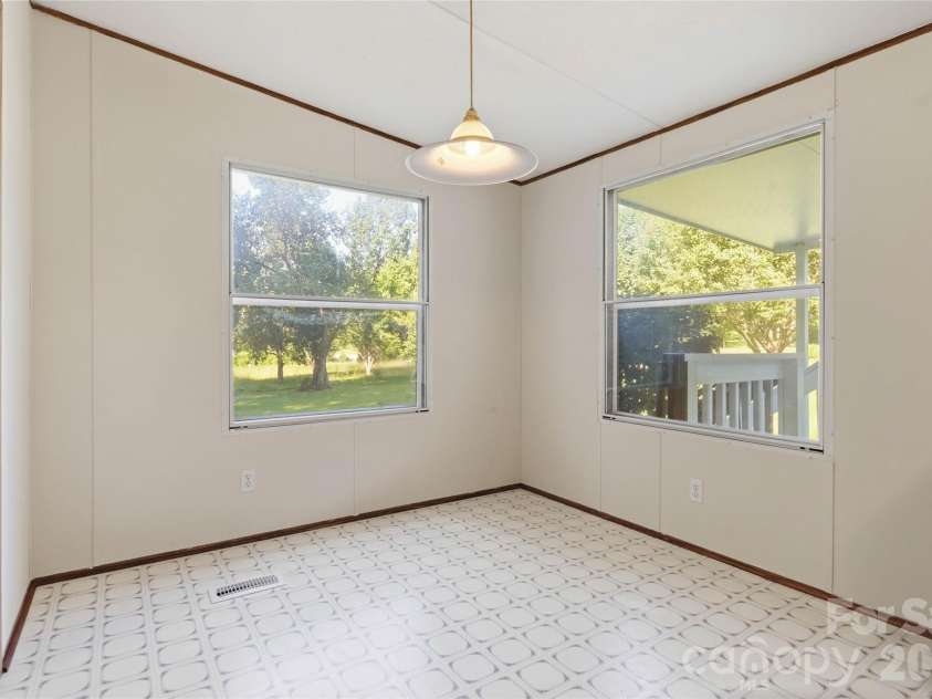 305 Southfork Meadows Road, Gastonia, NC 28052.  MLS# CAR4393109, YatesRealty ID 32169. 