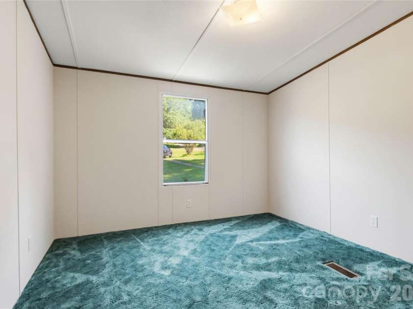 305 Southfork Meadows Road, Gastonia, NC 28052.  MLS# CAR4393109, YatesRealty ID 32169. 