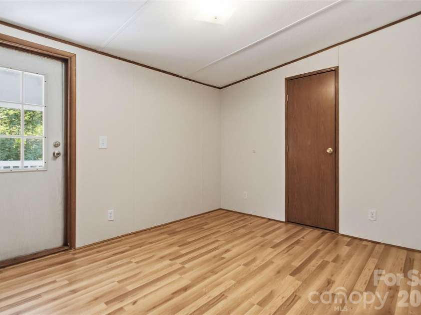305 Southfork Meadows Road, Gastonia, NC 28052.  MLS# CAR4393109, YatesRealty ID 32169. 