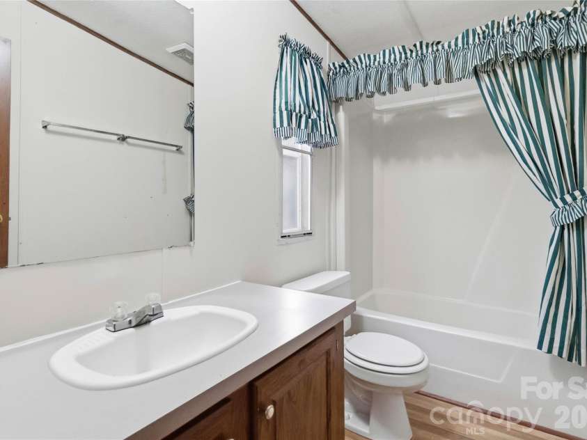 305 Southfork Meadows Road, Gastonia, NC 28052.  MLS# CAR4393109, YatesRealty ID 32169. 