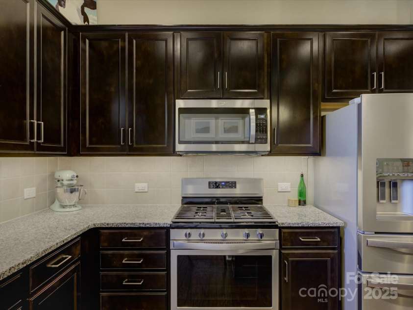 11522 Founders Park Lane, Pineville, NC 28134.  MLS# CAR4312849, YatesRealty ID 3217. 