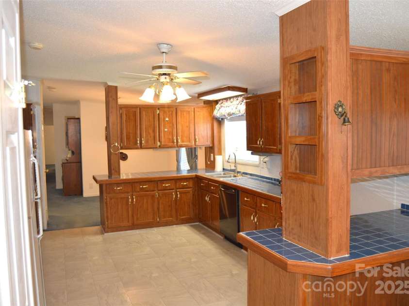 648 Dobson Farm Road, Statesville, NC 28625.  MLS# CAR4240456, YatesRealty ID 3217. 