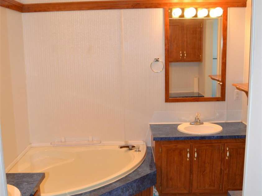 648 Dobson Farm Road, Statesville, NC 28625.  MLS# CAR4240456, YatesRealty ID 3217. 