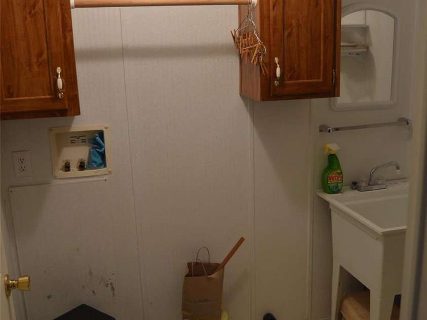 648 Dobson Farm Road, Statesville, NC 28625.  MLS# CAR4240456, YatesRealty ID 3217. 