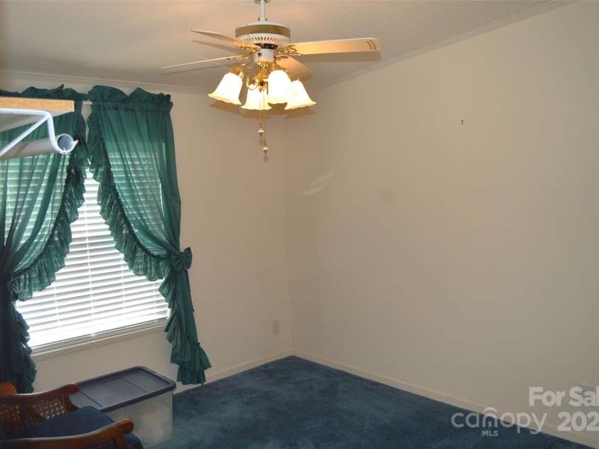 648 Dobson Farm Road, Statesville, NC 28625.  MLS# CAR4240456, YatesRealty ID 3217. 