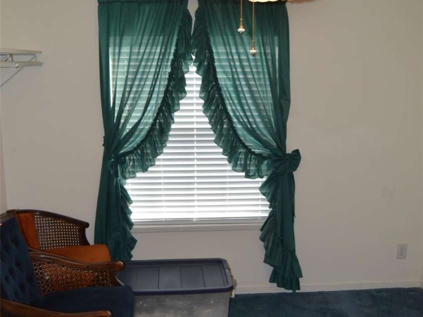 648 Dobson Farm Road, Statesville, NC 28625.  MLS# CAR4240456, YatesRealty ID 3217. 