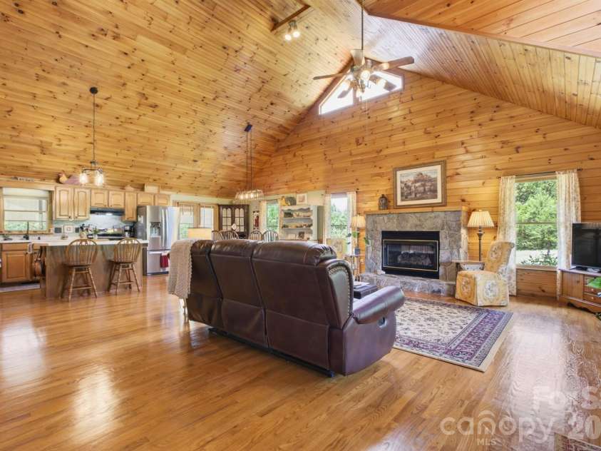 505 Glover Road, Ellenboro, NC 28040.  MLS# CAR4390843, YatesRealty ID 32171. Great Room