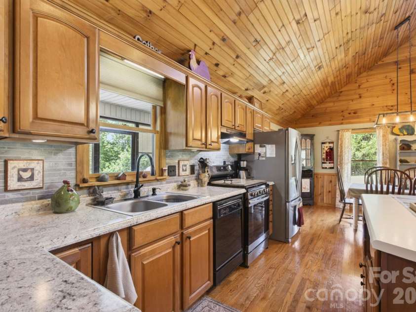 505 Glover Road, Ellenboro, NC 28040.  MLS# CAR4390843, YatesRealty ID 32171. Kitchen