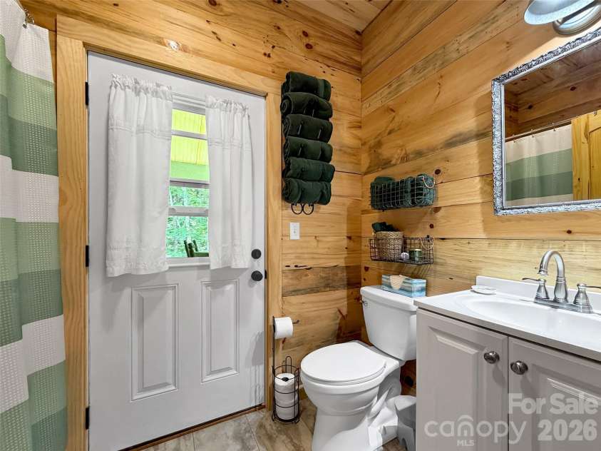 85 Lady Slipper Trail, Hot Springs, NC 28743.  MLS# CAR4391131, YatesRealty ID 32172. 