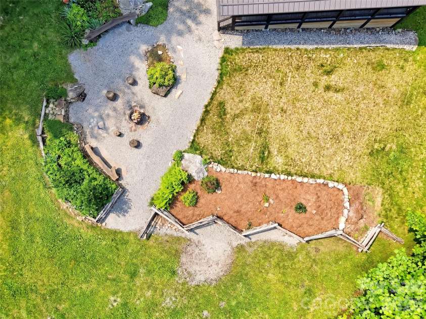 85 Lady Slipper Trail, Hot Springs, NC 28743.  MLS# CAR4391131, YatesRealty ID 32172. 