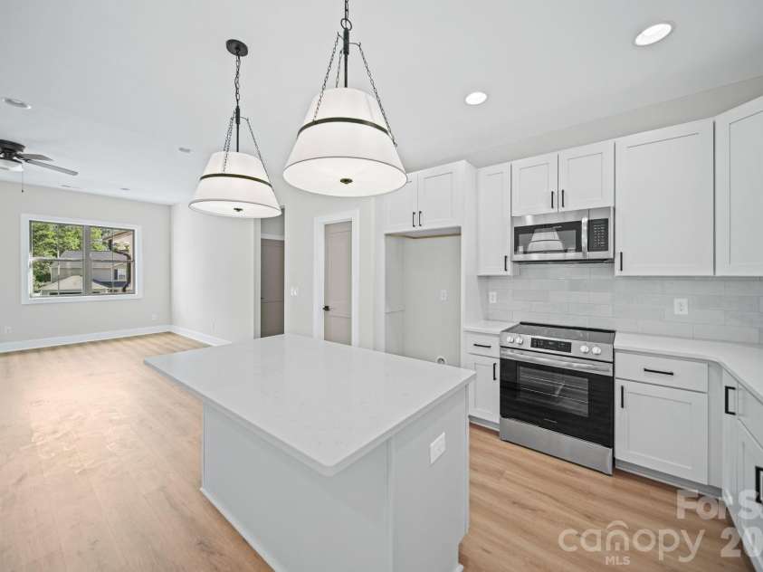 851 Sorrel Lane, Oakboro, NC 28129.  MLS# CAR4394199, YatesRealty ID 32173. 