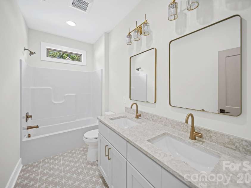 851 Sorrel Lane, Oakboro, NC 28129.  MLS# CAR4394199, YatesRealty ID 32173. Secondary Bath