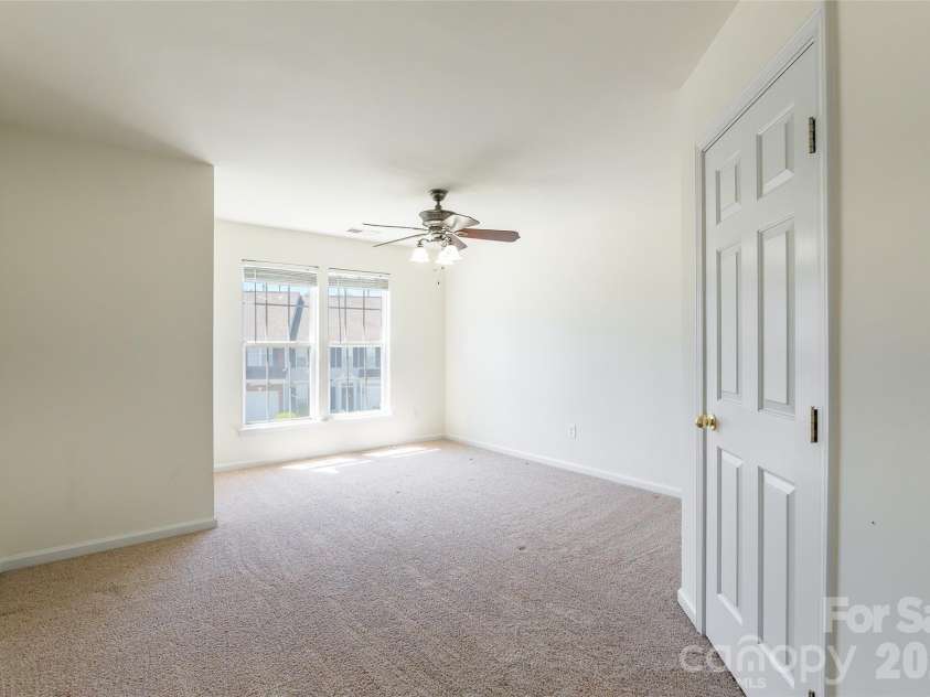 130 Autumn Falls Drive, Lake Wylie, SC 29710.  MLS# CAR4376431, YatesRealty ID 32177. 