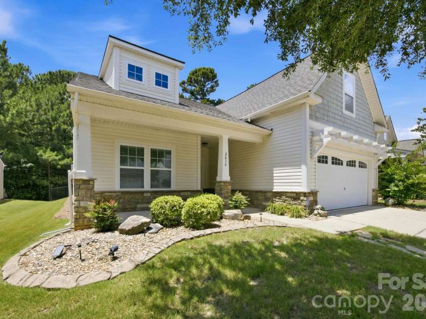2436 Bergamot Street, Tega Cay, SC 29708.  MLS# CAR4394292, YatesRealty ID 32178. 