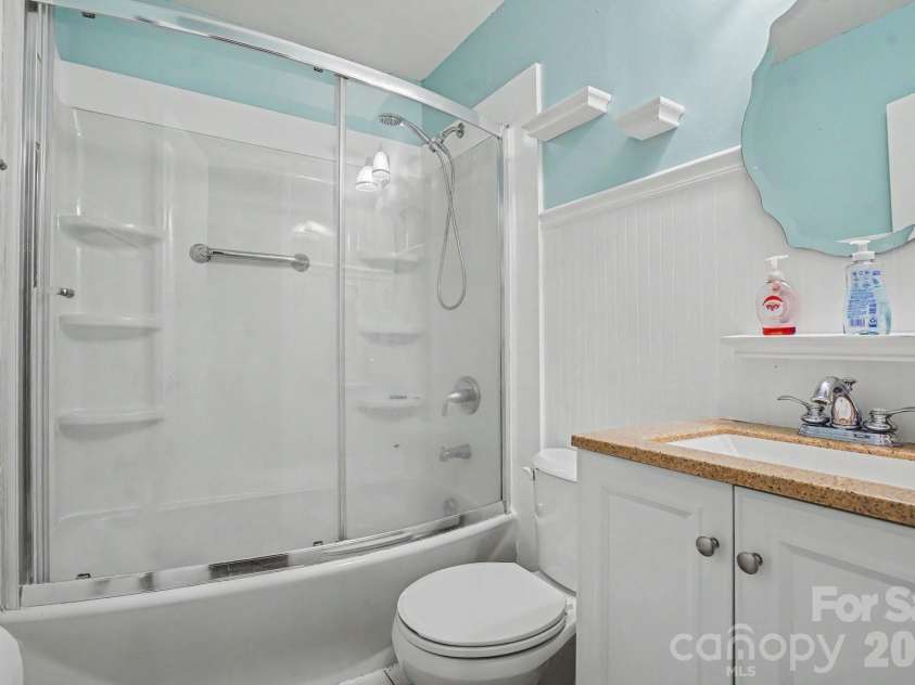 1821 Huntington Place, Rock Hill, SC 29732.  MLS# CAR4369280, YatesRealty ID 32179. 