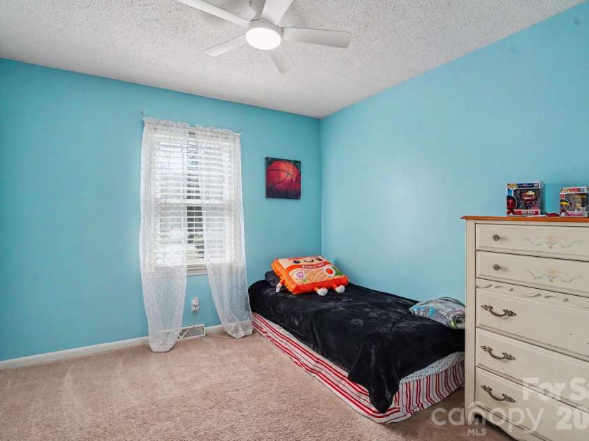 1821 Huntington Place, Rock Hill, SC 29732.  MLS# CAR4369280, YatesRealty ID 32179. 