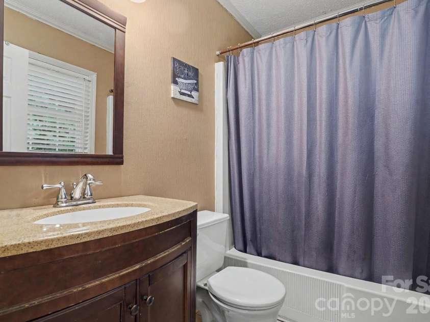 1821 Huntington Place, Rock Hill, SC 29732.  MLS# CAR4369280, YatesRealty ID 32179. 