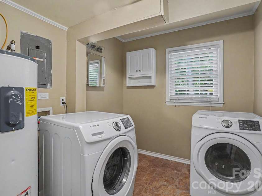 1821 Huntington Place, Rock Hill, SC 29732.  MLS# CAR4369280, YatesRealty ID 32179. 