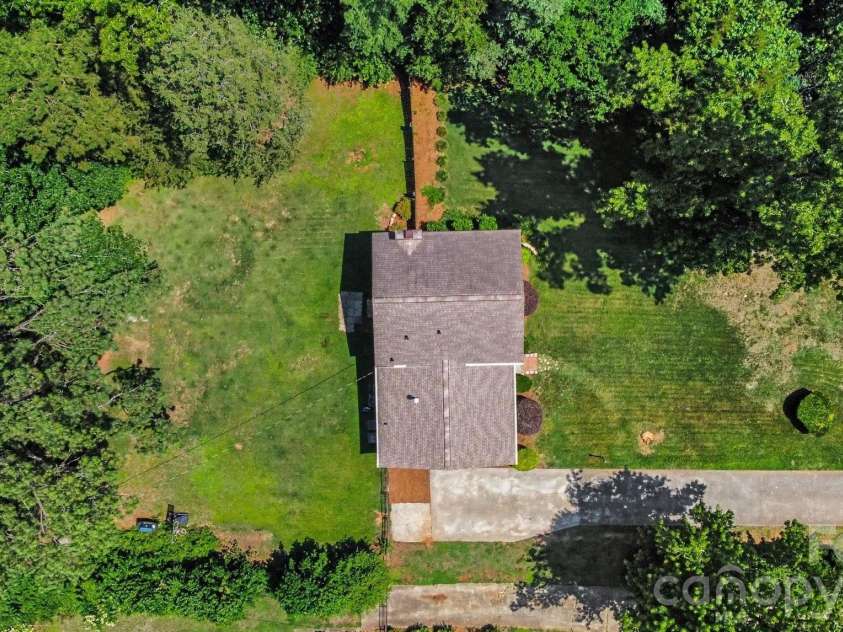 1821 Huntington Place, Rock Hill, SC 29732.  MLS# CAR4369280, YatesRealty ID 32179. 