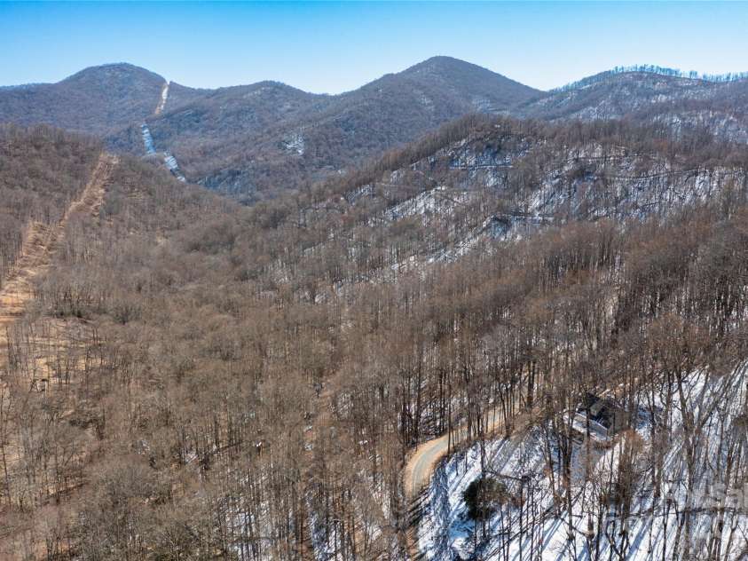 88 Siler Lane, Mars Hill, NC 28754.  MLS# CAR4186167, YatesRealty ID 3218. Aerial view