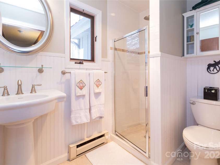 88 Siler Lane, Mars Hill, NC 28754.  MLS# CAR4186167, YatesRealty ID 3218. Full bathroom on the first floor.