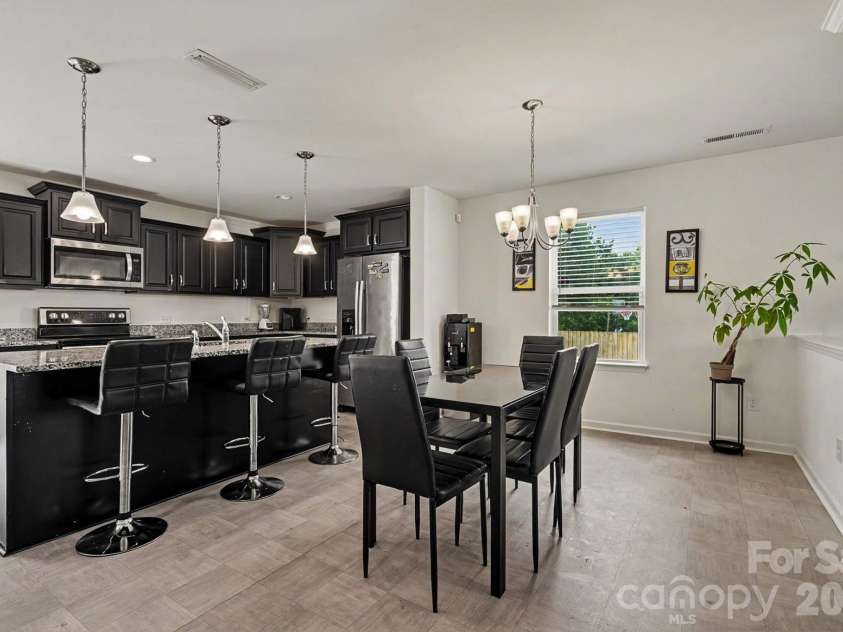 427 Amberly Circle, Pageland, SC 29728.  MLS# CAR4393996, YatesRealty ID 32180. 