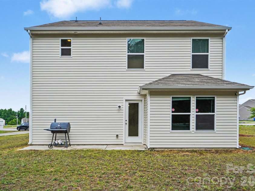 427 Amberly Circle, Pageland, SC 29728.  MLS# CAR4393996, YatesRealty ID 32180. 