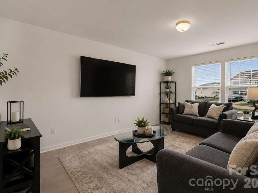 427 Amberly Circle, Pageland, SC 29728.  MLS# CAR4393996, YatesRealty ID 32180. Living room (virtually staged)