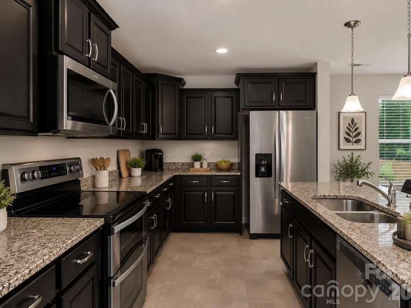 427 Amberly Circle, Pageland, SC 29728.  MLS# CAR4393996, YatesRealty ID 32180. Tons of cabinets & granite countertops (virtually staged)