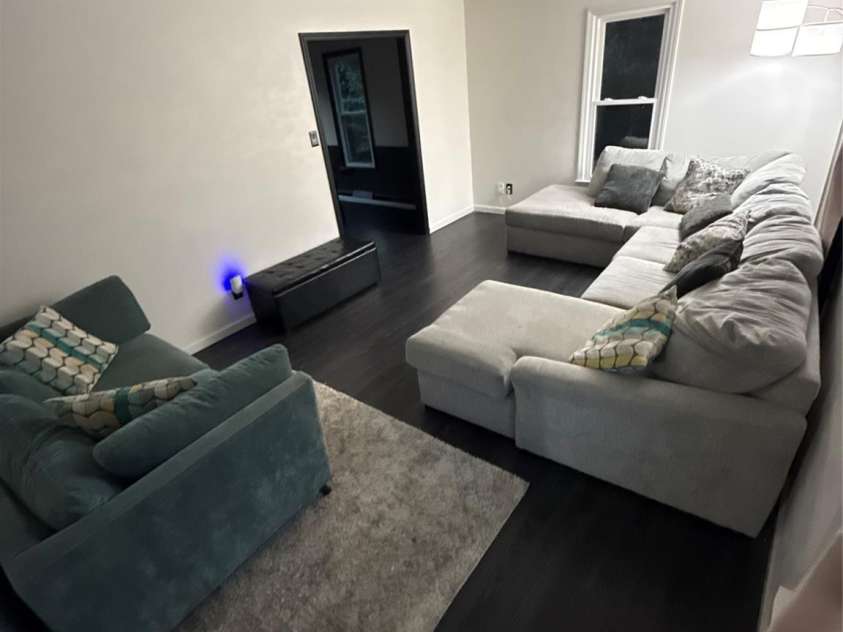 5304 King George Court, Greensboro, NC 27410.  MLS# CAR4292778, YatesRealty ID 32180. Family Room