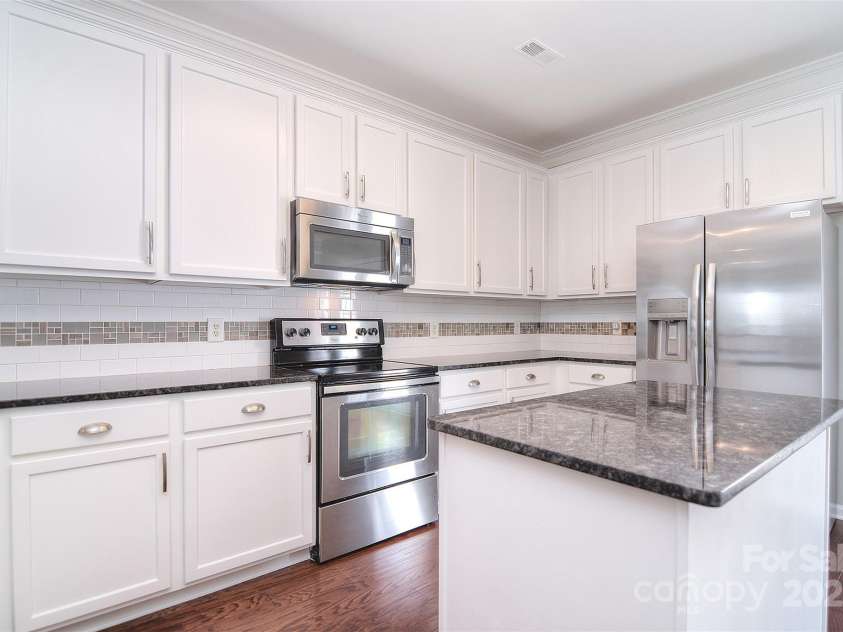 7002 Creft Circle, Indian Trail, NC 28079.  MLS# CAR4287206, YatesRealty ID 32181. 