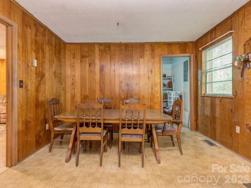 106 Mimosa Lane, Fort Mill, SC 29715.  MLS# CAR4372661, YatesRealty ID 32182. Dining Area