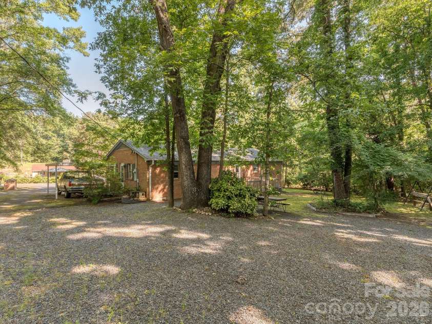 106 Mimosa Lane, Fort Mill, SC 29715.  MLS# CAR4372661, YatesRealty ID 32182. Large Backyard