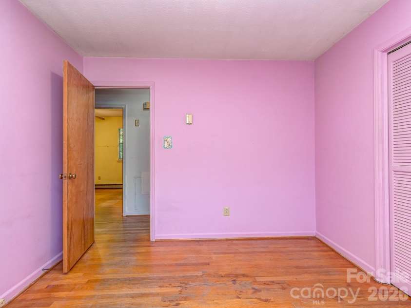 106 Mimosa Lane, Fort Mill, SC 29715.  MLS# CAR4372661, YatesRealty ID 32182. Secondary BR