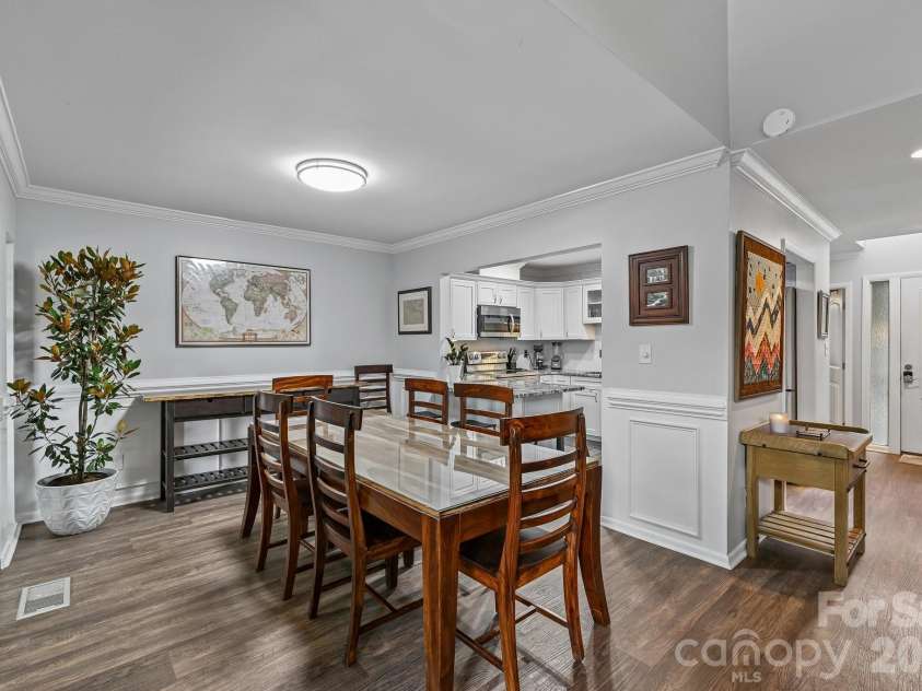 125 Pine Grove Circle, Clover, SC 29710.  MLS# CAR4393950, YatesRealty ID 32183. 