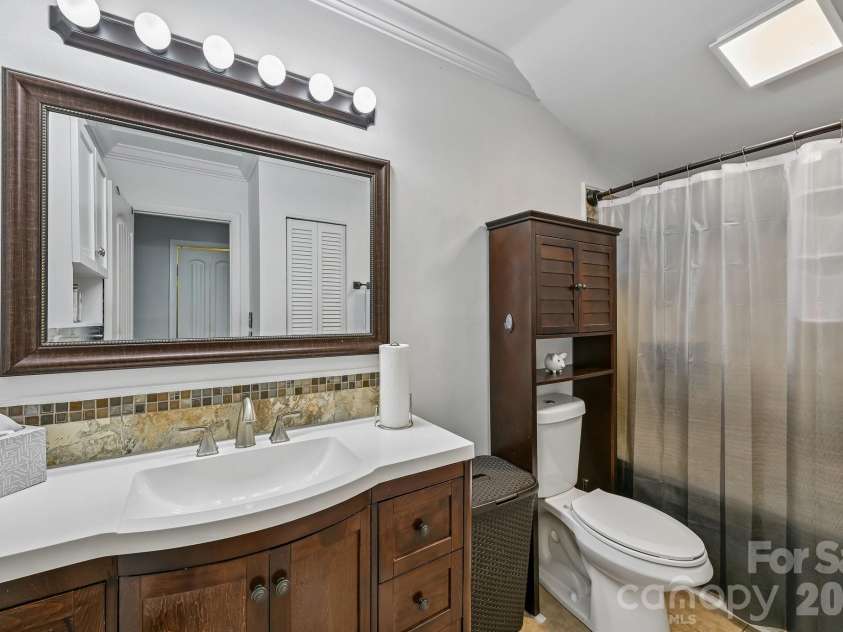 125 Pine Grove Circle, Clover, SC 29710.  MLS# CAR4393950, YatesRealty ID 32183. 