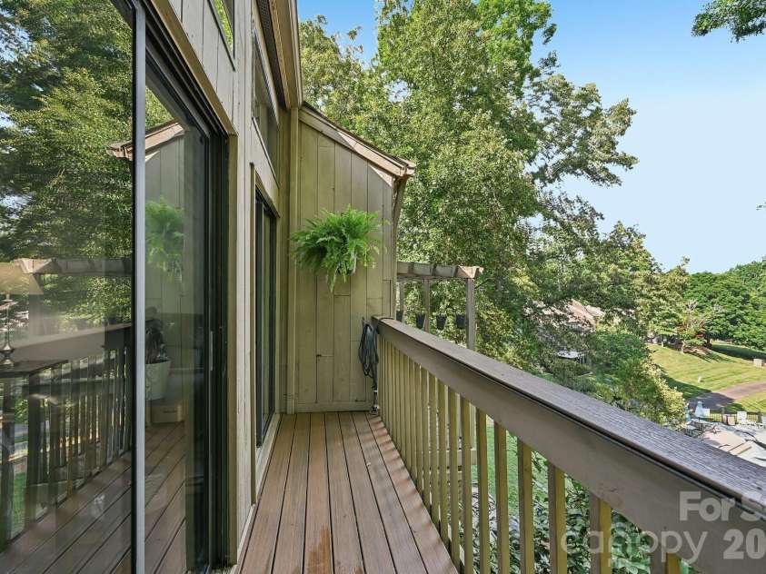 125 Pine Grove Circle, Clover, SC 29710.  MLS# CAR4393950, YatesRealty ID 32183. 