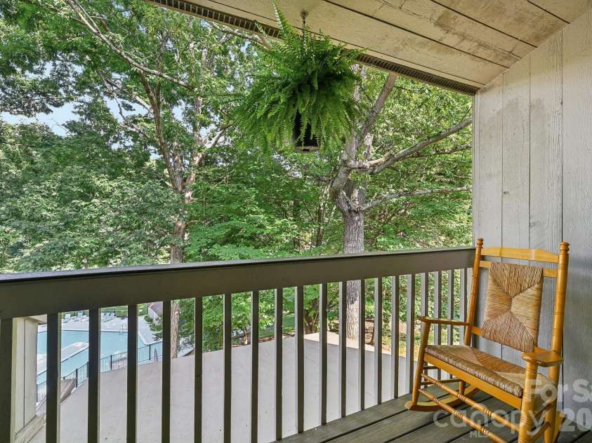 125 Pine Grove Circle, Clover, SC 29710.  MLS# CAR4393950, YatesRealty ID 32183. 