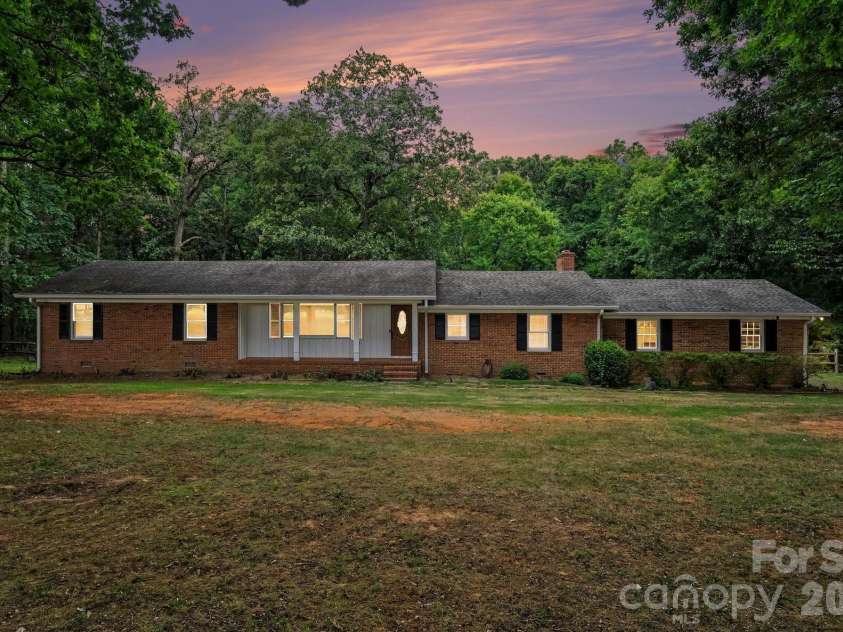 11980 Flowes Store Road, Midland, NC 28107.  MLS# CAR4388190, YatesRealty ID 32184. 