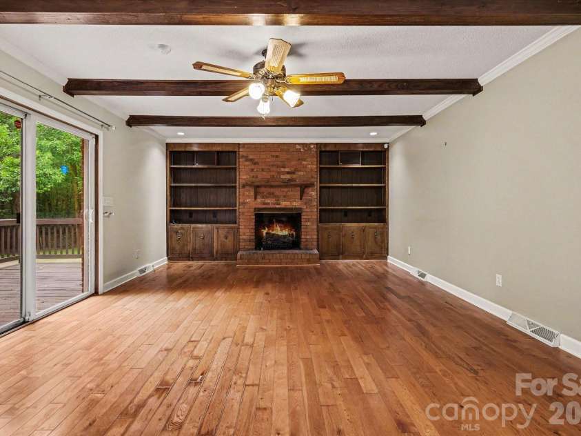 11980 Flowes Store Road, Midland, NC 28107.  MLS# CAR4388190, YatesRealty ID 32184. 