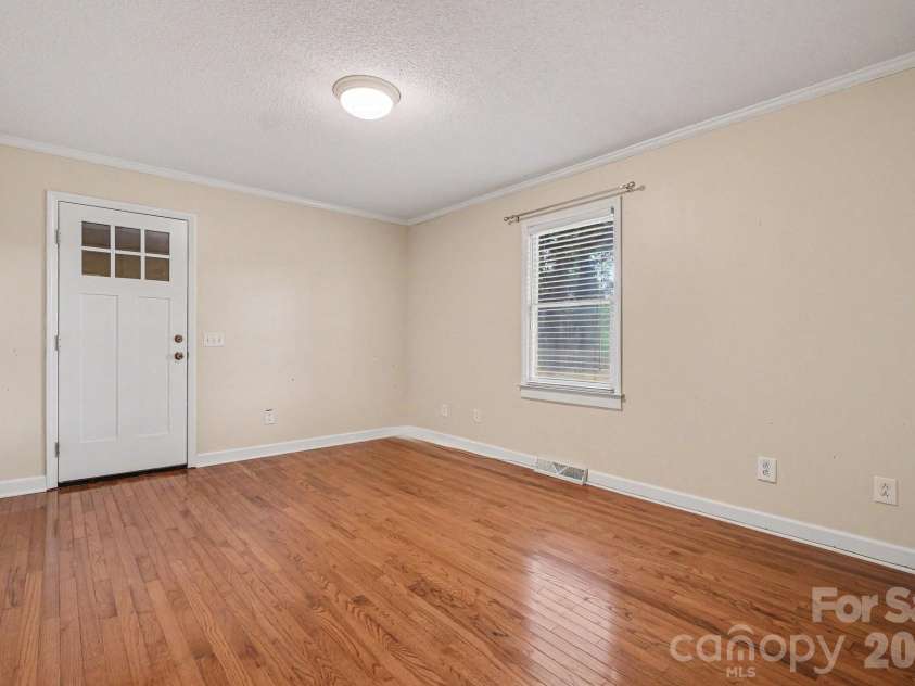 11980 Flowes Store Road, Midland, NC 28107.  MLS# CAR4388190, YatesRealty ID 32184. 